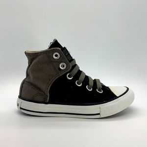 Kids Converse Velcro backed slip on hi tops